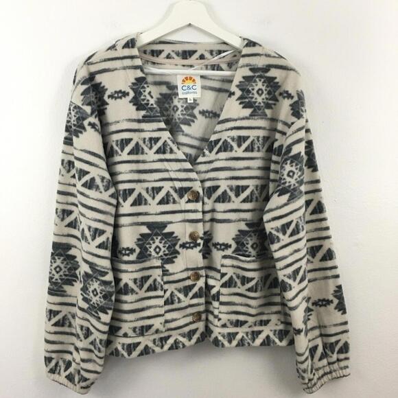 2/$25 C&C California Women’s Aztec Print Fleece Cropped Cardigan Sweater Size L - Picture 1 of 7